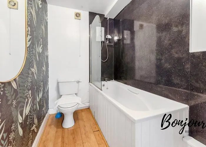 Monge Old Town 2br-1ba, Near Royal Mile By Bonjour Residences Apartment