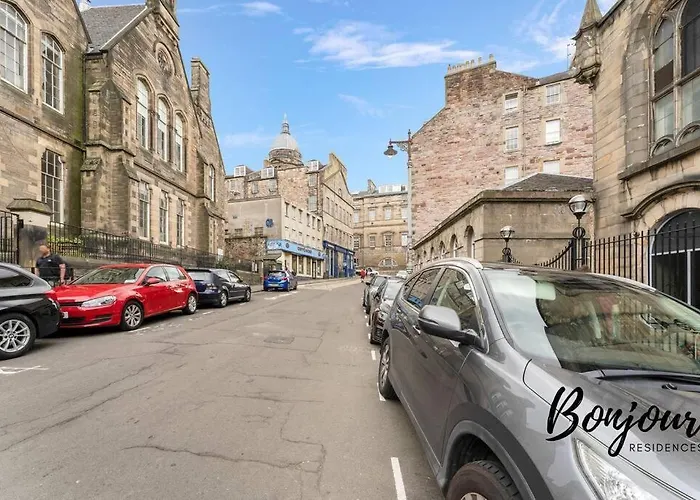 Apartment Monge Old Town 2br-1ba, Near Royal Mile By Bonjour Residences