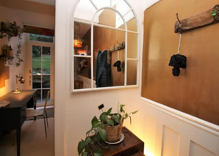 Lejlighed The Holyrood Park Hideaway Is A Lush & Arty 2 Double Bed