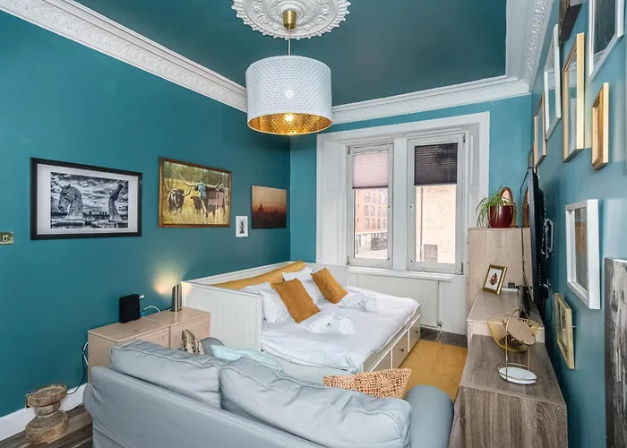 شقة Pass The Keys Trendy Historic Flat Sleeps 4 To 6 Near Leith Shore إدنبرة