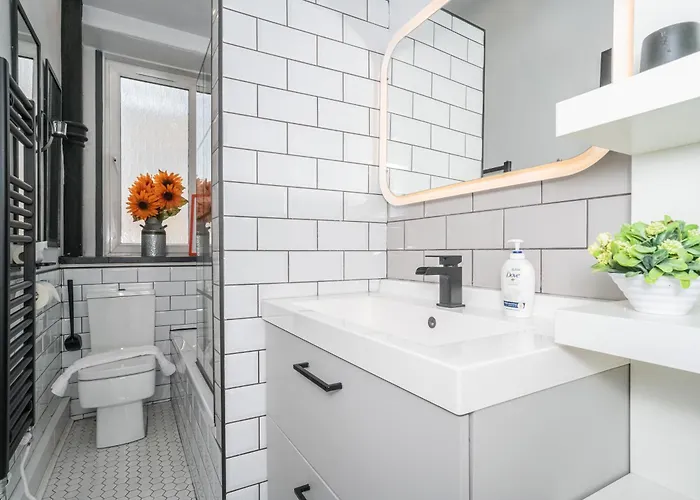 شقة Pass The Keys Trendy Historic Flat Sleeps 4 To 6 Near Leith Shore