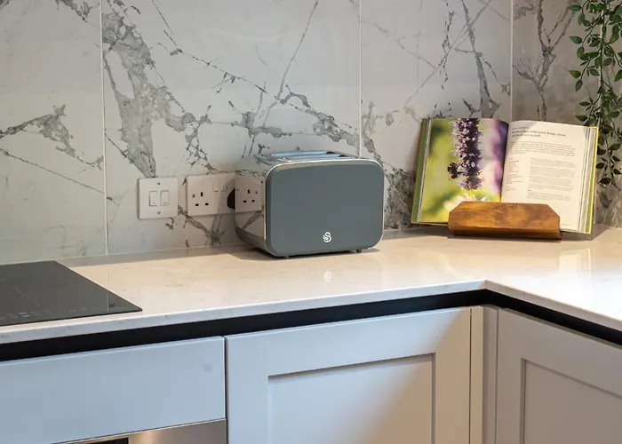 Отель The Scott