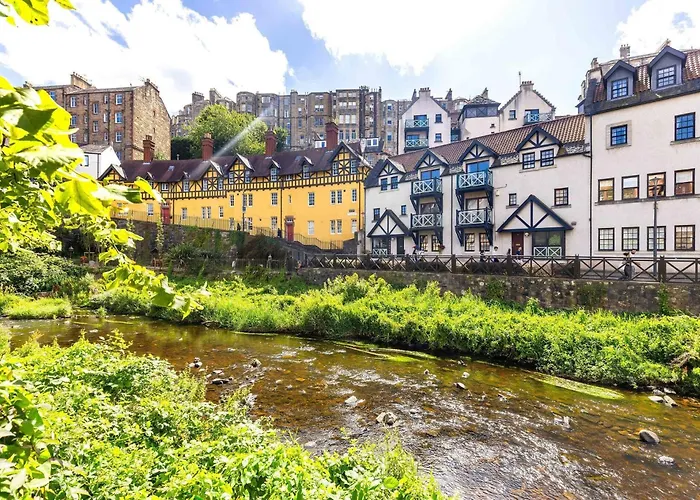 The Well Court إدنبرة