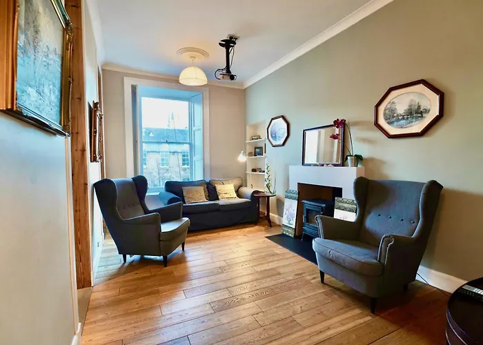 Spacious 2 Bed Next To Royal Mile & Waverley Lejlighed *
