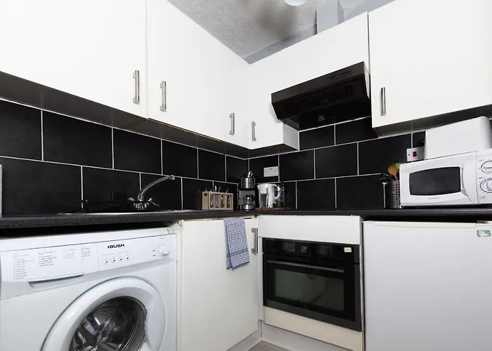 Warm&welcoming Centre By Meadows 5 *