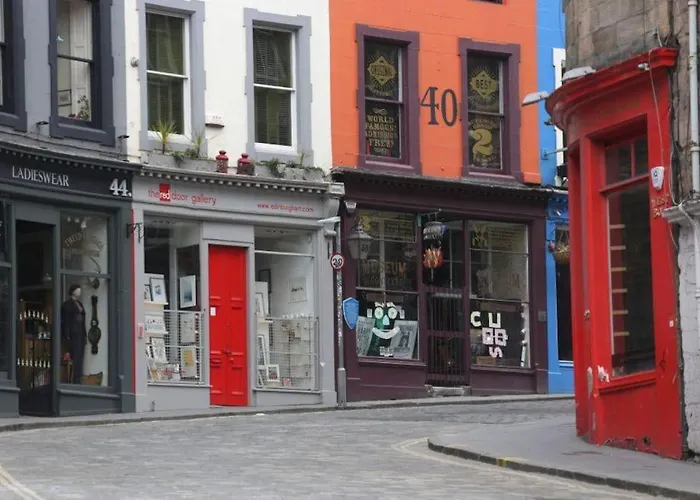 George Iv Bridge - Superbly Located 3 Bedroom! شقة إدنبرة