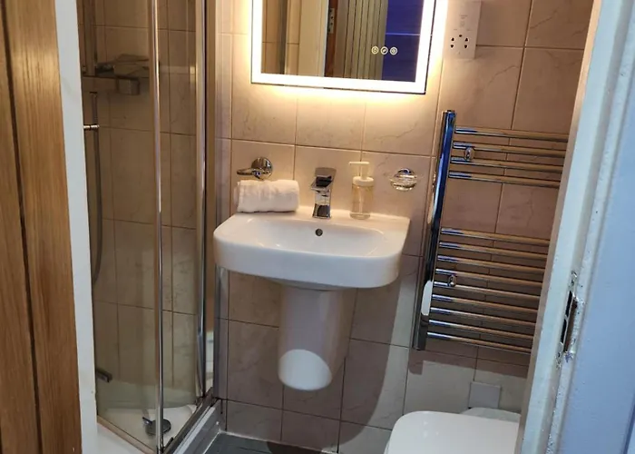 Crosskeys 3* Edinburgh