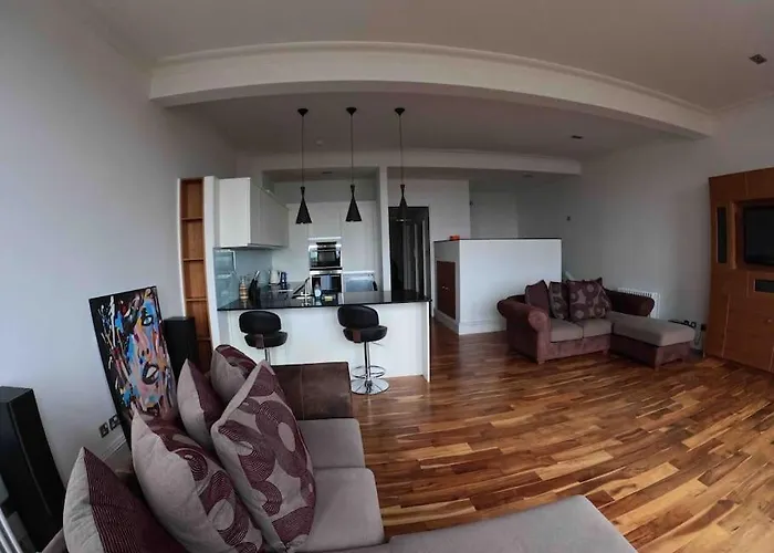 Modern Flat With Views By The Royal Mile Edimburgo