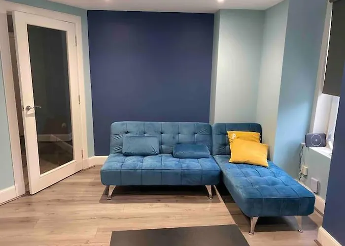 شقة Montgomery Lovely 3 Bedroom With Private Garden In Centre *