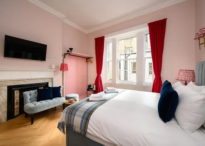 Queen Charlotte Gasthuis 3*
