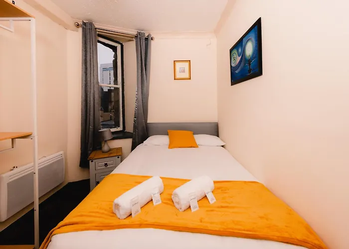 Daire Cozy Old Town 4 Bedrm Edinburgh