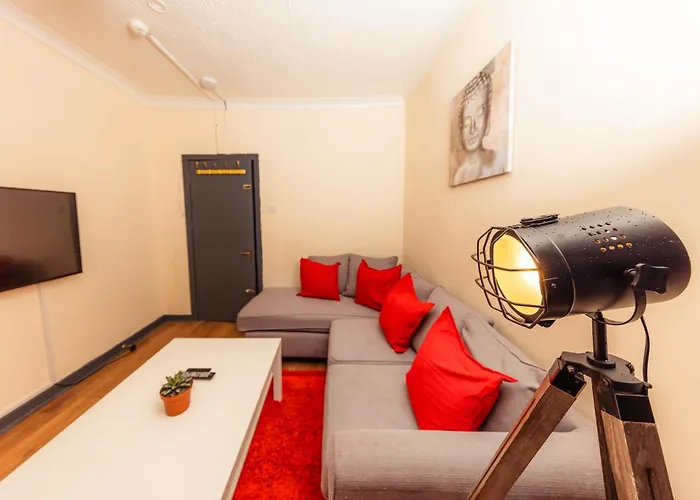 Daire Cozy Old Town 4 Bedrm *