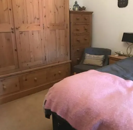 Semesterbostad Ultra Stylish Furnished In Edinburg