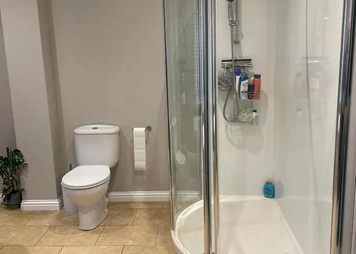 Ultra Stylish Furnished In Semesterbostad Edinburg