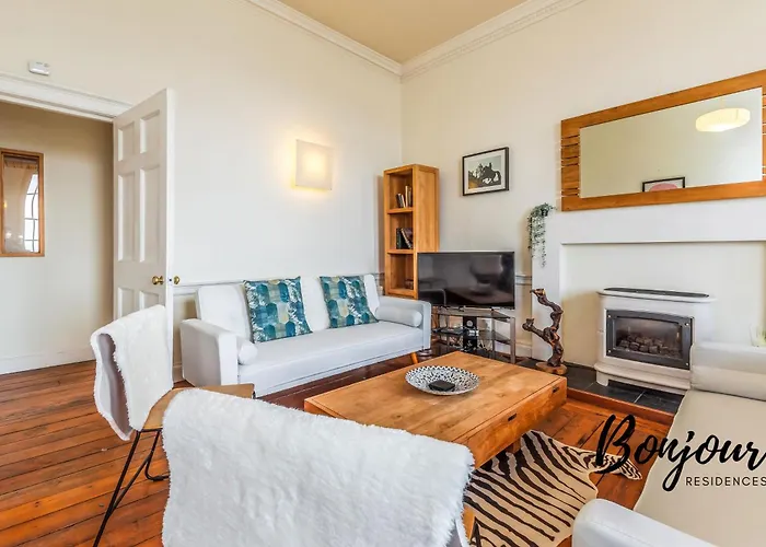 Belleville Central St James Quarter Free Offsite Parking & Views By Bonjour Residences Lägenhet *