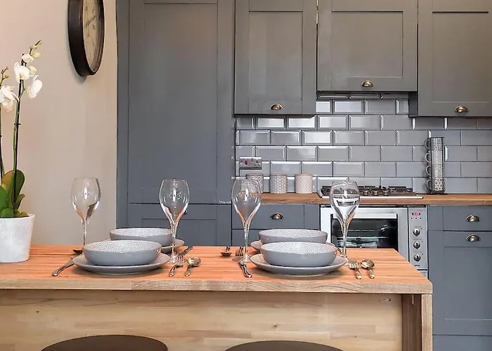 דירה Beautiful Georgian New Town 2 Bed *