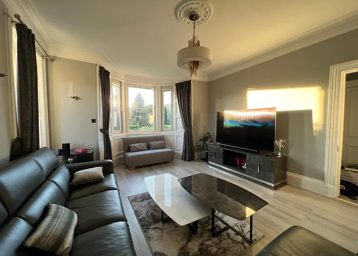 Immanuel House - Modern Luxury Victorian 1872 - Free Parking & Superfast Fibre Optic Wifi