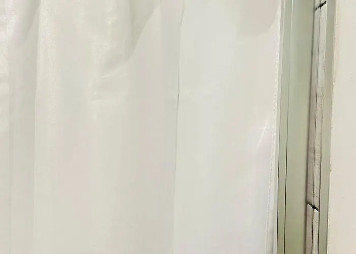 Stylish 1bhk Heart Of The Daire Edinburgh