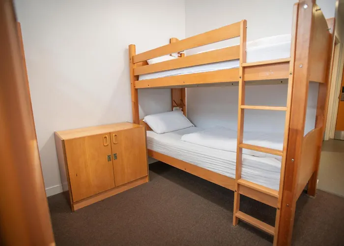 Edinburgh Central Accommodation Hostel *