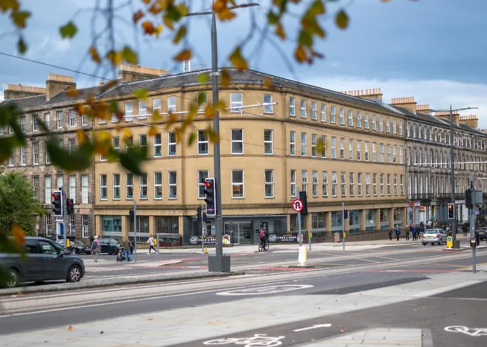 Edinburgh Central Accommodation *