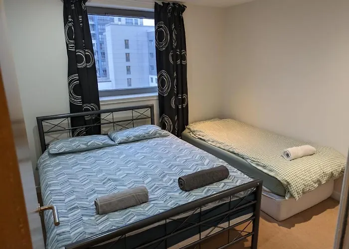 Apartment Modern 2 Bed With Stunning Seaside View Edinburgh