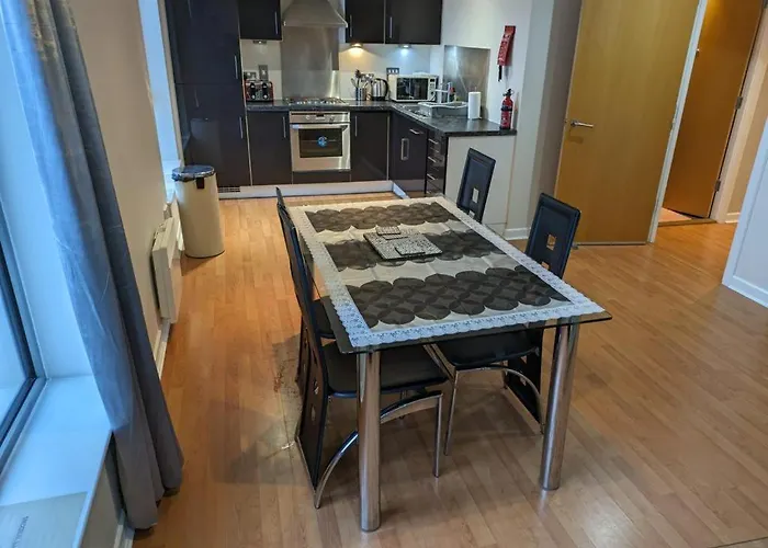 Apartment Modern 2 Bed With Stunning Seaside View Edinburgh