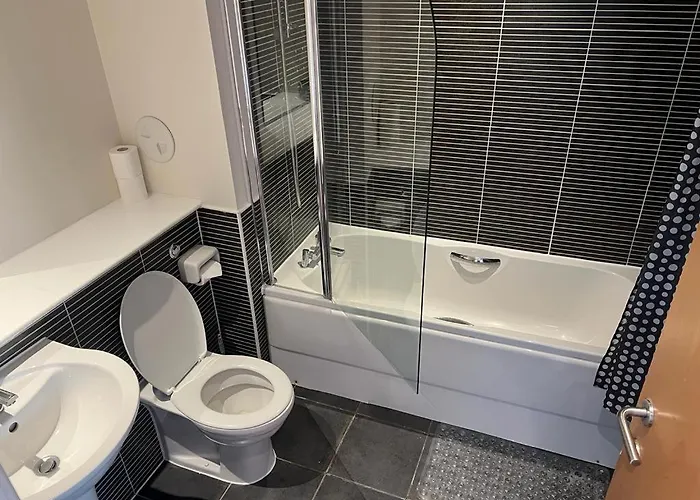 Modern 2 Bed With Stunning Seaside View Edinburgh