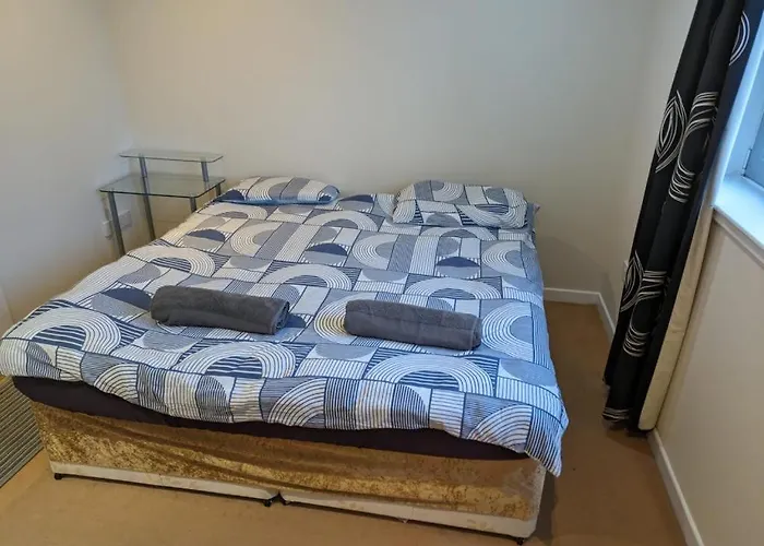 Modern 2 Bed With Stunning Seaside View Edinburgh