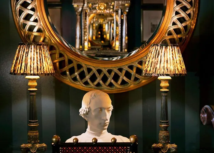 Hotel Prestonfield House 5*