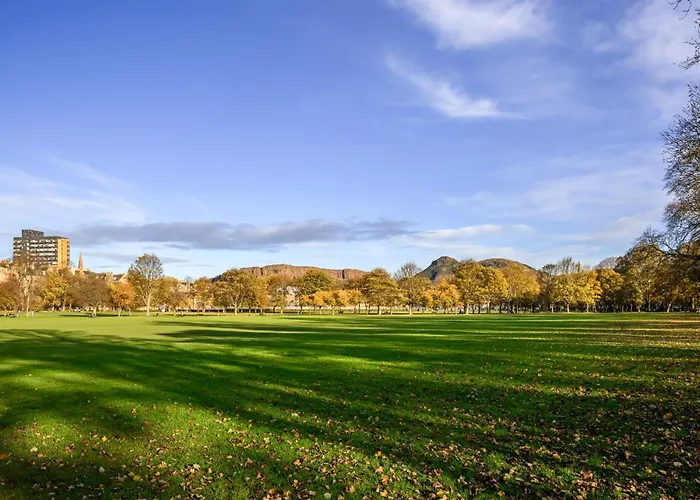 5-br 3-bth Newington - Modern & Spacious אדינבורו