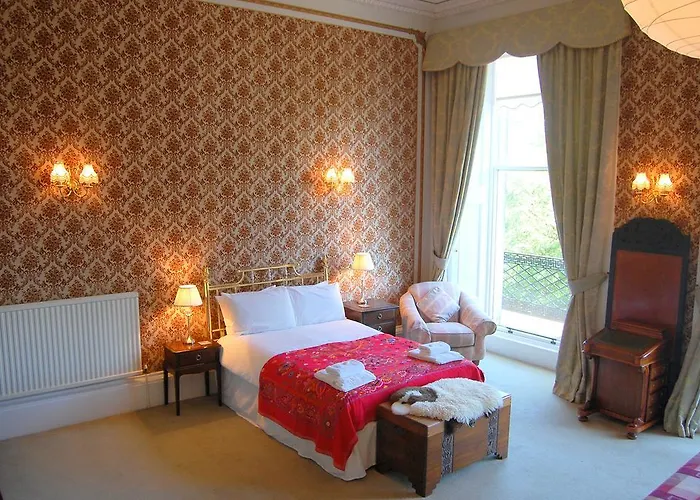 Regent Terrace, And Charming, Quiet אדינבורו