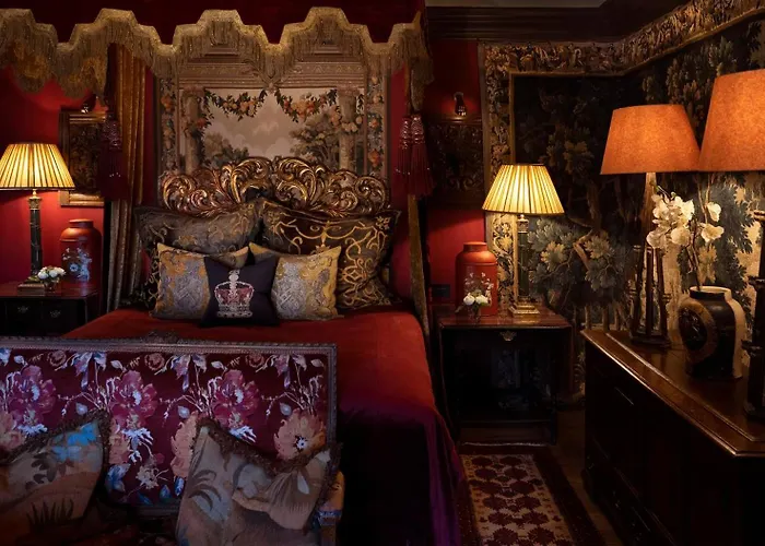 The Witchery Hotel 5*