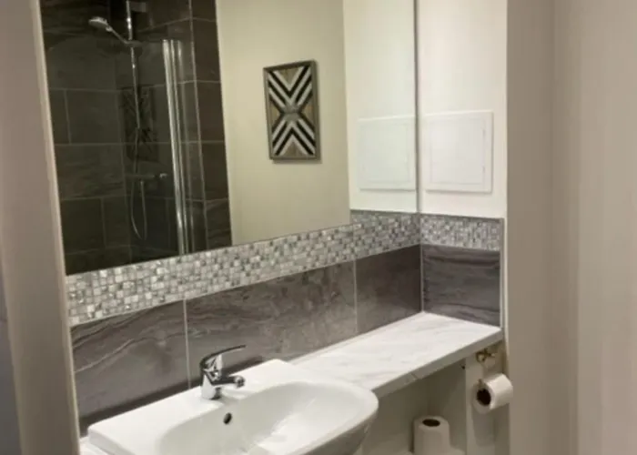 Attractive Leith Apartman