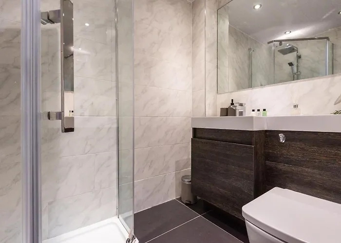 아파트 Cosy Roseburn Apartment, - 2 Bedrooms, Free Parking *