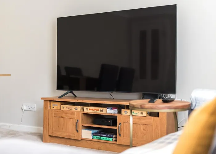 Cosy Roseburn Apartment, - 2 Bedrooms, Free Parking 아파트 *
