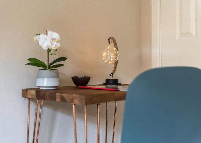 Cosy Roseburn Apartment, - 2 Bedrooms, Free Parking Appartamento Edimburgo