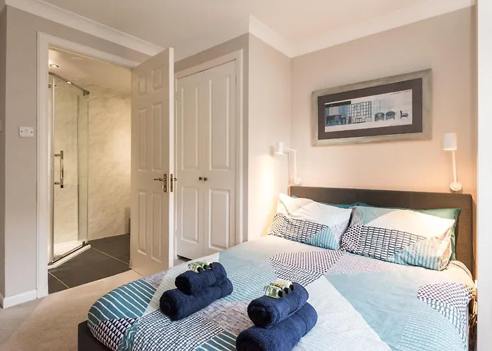 Apartment Cosy Roseburn Apartment, - 2 Bedrooms, Free Parking Edinburgh