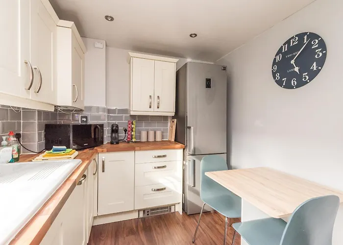 Cosy Roseburn Apartment, - 2 Bedrooms, Free Parking Appartamento Edimburgo