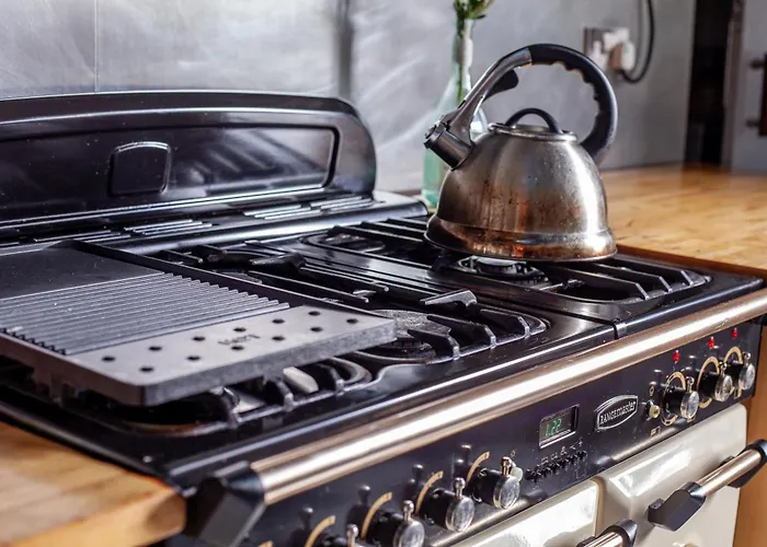 Stylish Victorian Apartment's Close To The Botanical Gardens, Free Parking! * Edimburgo