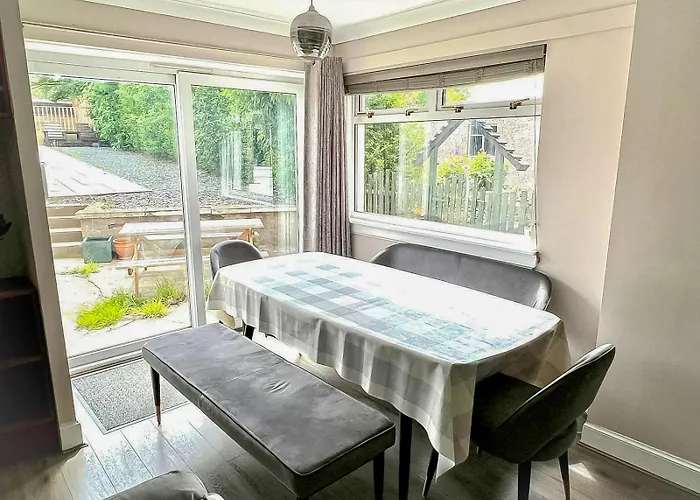 Immanuel House - Modern Luxury Victorian 1872 - Free Parking & Superfast Fibre Optic Wifi