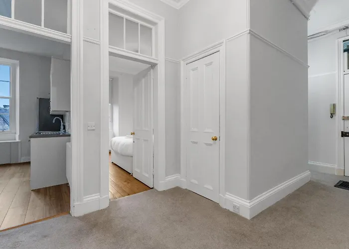 Guestready - Serenity Flat Near St. Centre Edinburgh