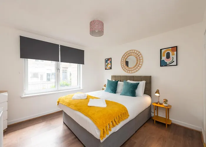 Апартаменты Ground Floor 2 Bed Flat Slateford Эдинбург