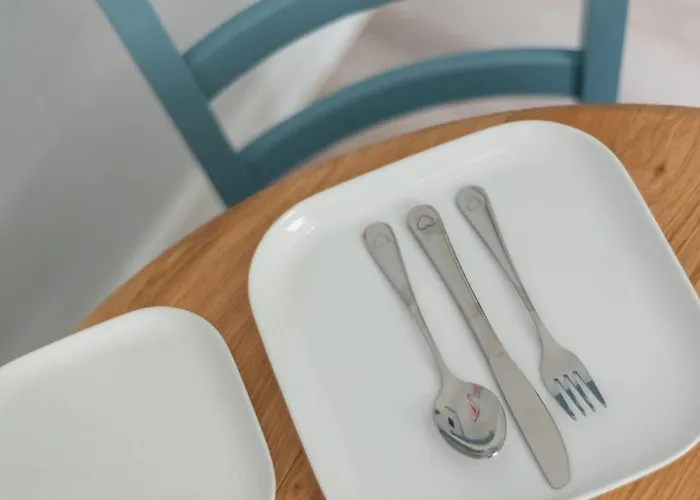 Ground Floor 2 Bed Flat Slateford * אדינבורו