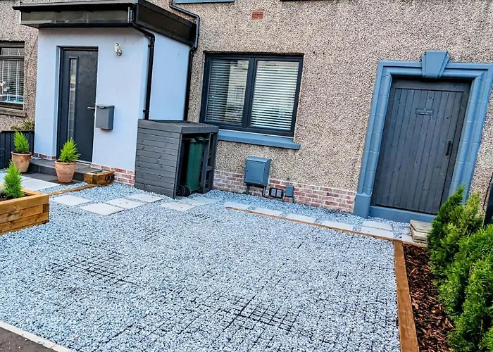 Homestay Cosy Guest In A Family With Private Bathroom And Free Parking