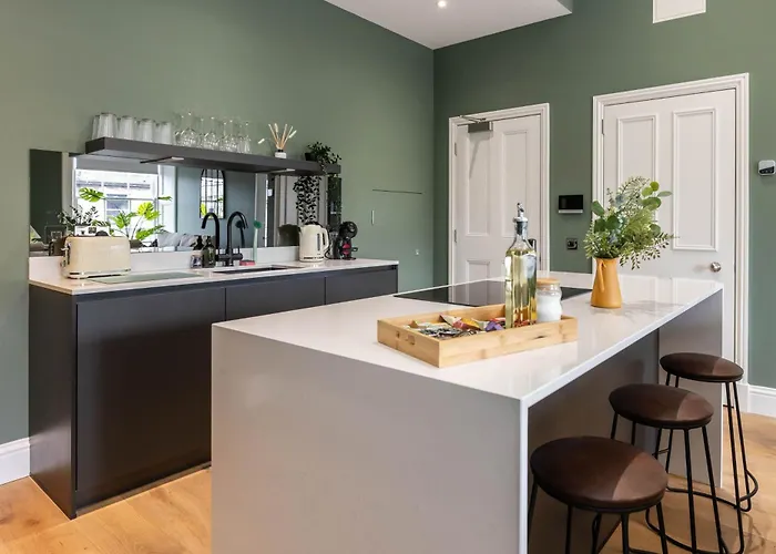 Dragon Luxury Serviced At Walker Street *