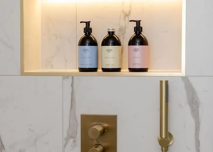 Dragon Luxury Serviced At Walker Street *