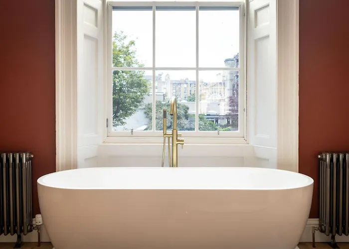 Dragon Luxury Serviced At Walker Street *