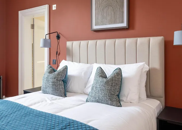 Dragon Luxury Serviced At Walker Street *