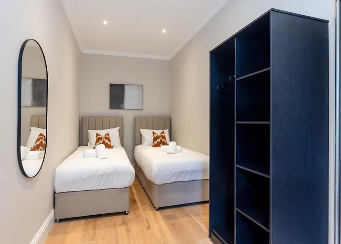 Dragon Luxury Serviced At Walker Street