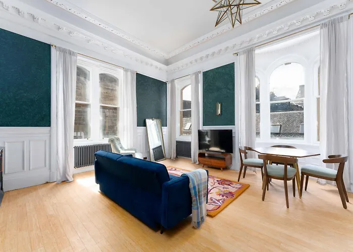 Aparthotel 89 The Merchants- Chic By The House Of Danu Edinburgh